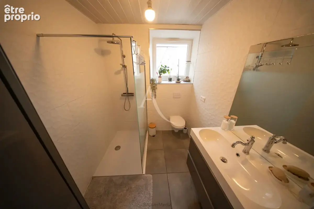 Maison de bourg 7 pièce(s) - 134 m2 - Beaulieu - photo 16