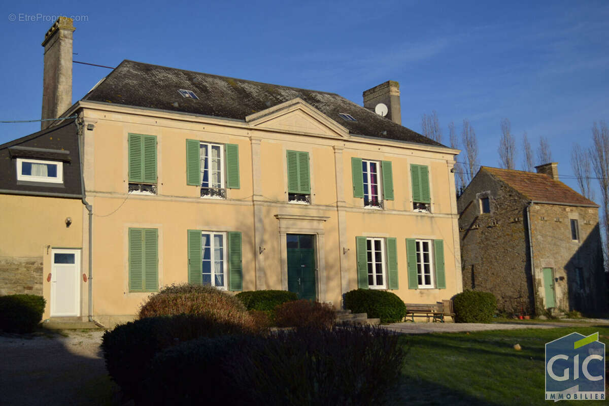 Maison à BANNEVILLE-SUR-AJON