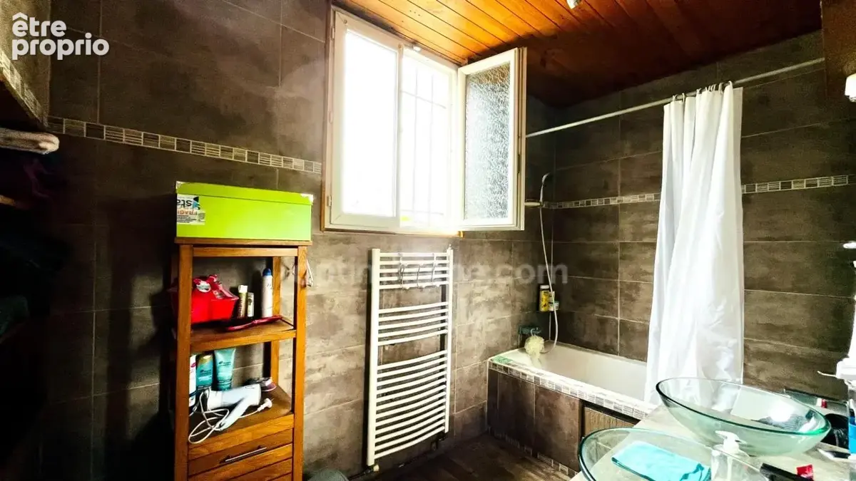 Liancourt (60) – maison familiale - jardin - terrasses- piscine - garage - pas de travaux - calme - proximite commodites - photo 17