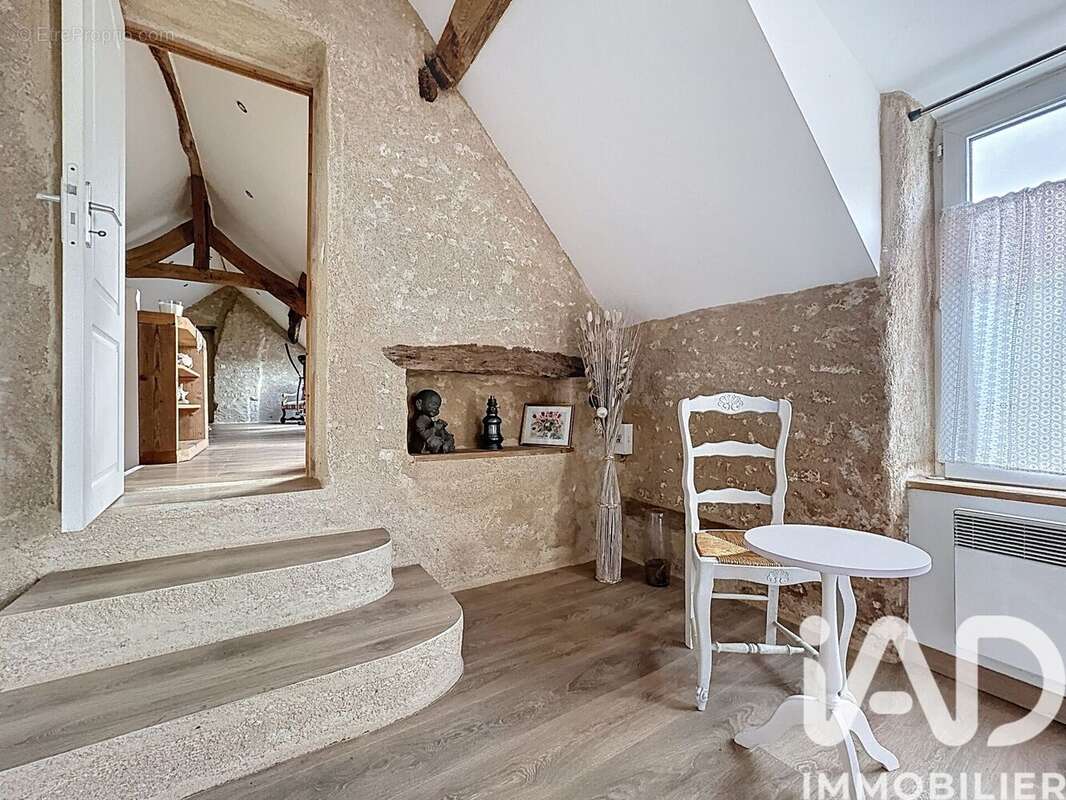 Photo 9 - Maison à TOURY