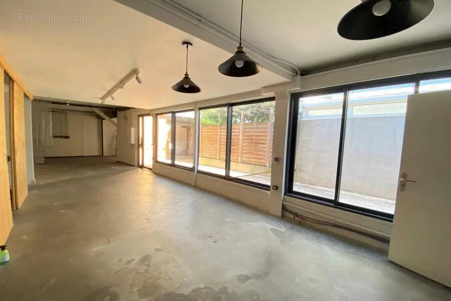 Commerce à BOULOGNE-BILLANCOURT