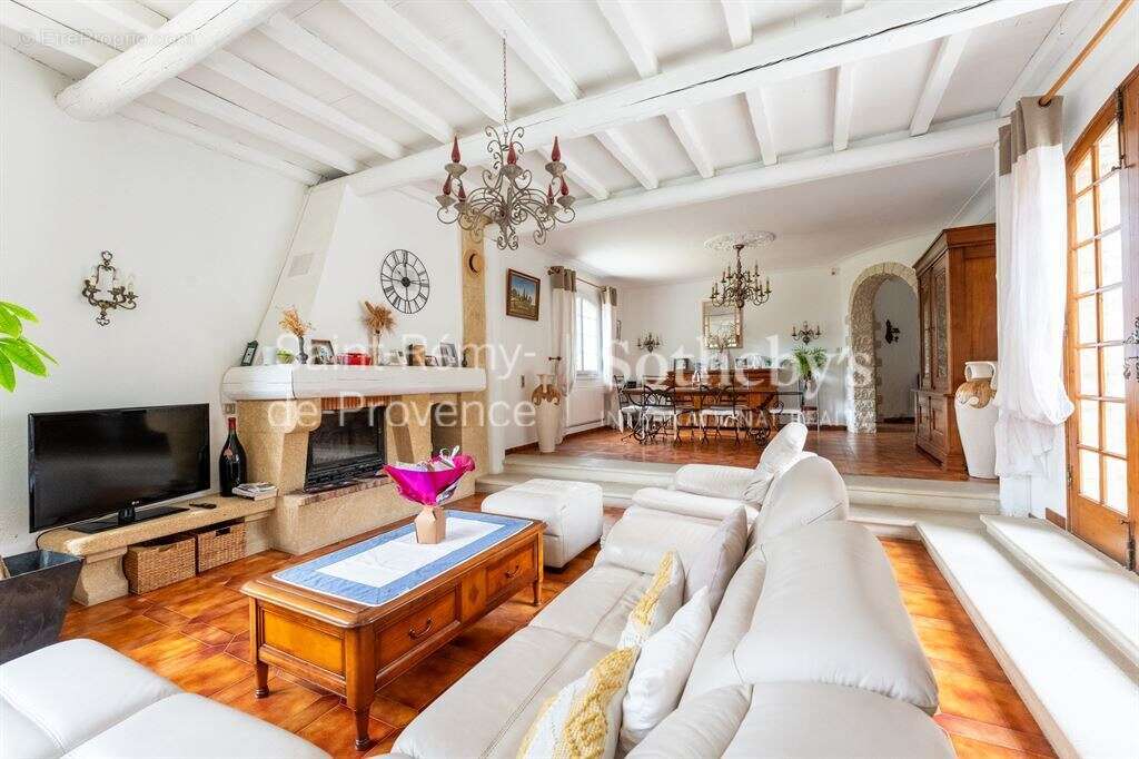 Maison à PLAN-D&#039;ORGON