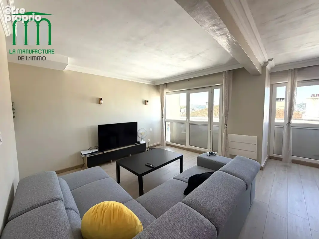Appartement F4 de 87 m² - balcon - dernier étage - cave et garage / Monthieu prox. steel - photo 14