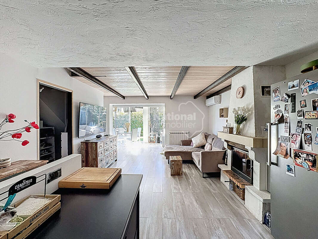 Maison à MANDELIEU-LA-NAPOULE