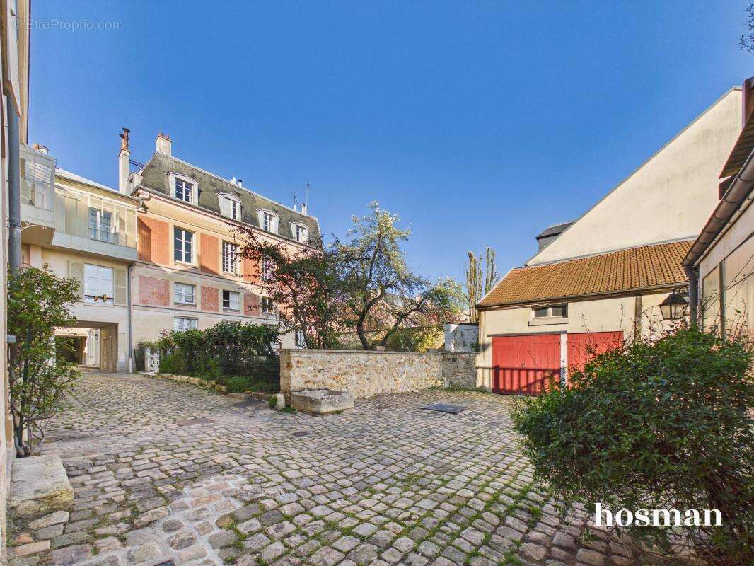 Appartement à VERSAILLES