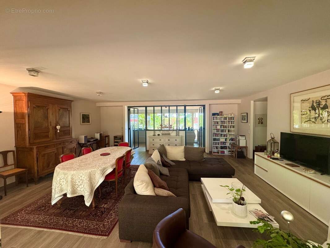 Appartement 165 m² à Bourg-En-Bresse  - photo 4