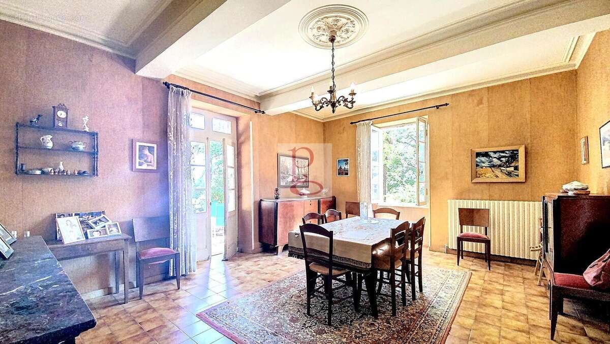 photo246124344414ba542219669788c61362 - Maison à FLEURANCE