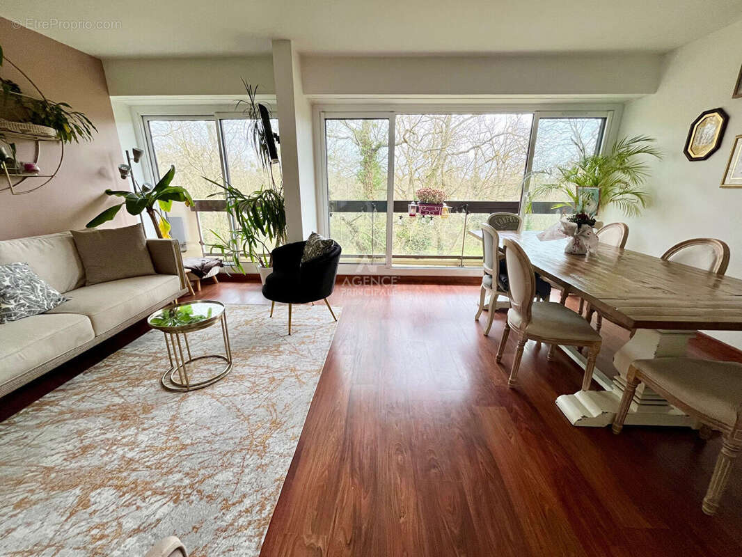 Appartement à MAISONS-LAFFITTE