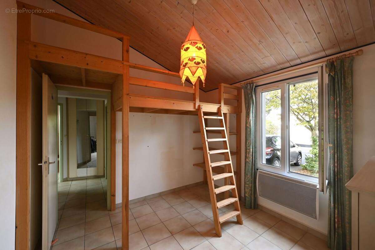 Maison à SAINT-CLEMENT-DES-BALEINES