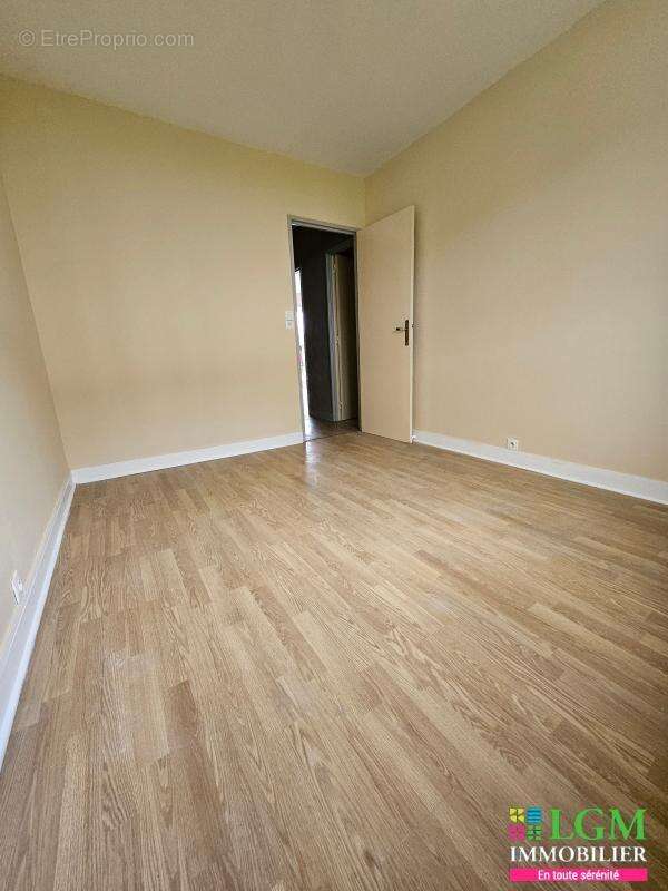 Appartement à ESSOMES-SUR-MARNE