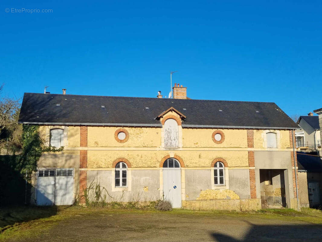 Maison à SAINT-CALAIS