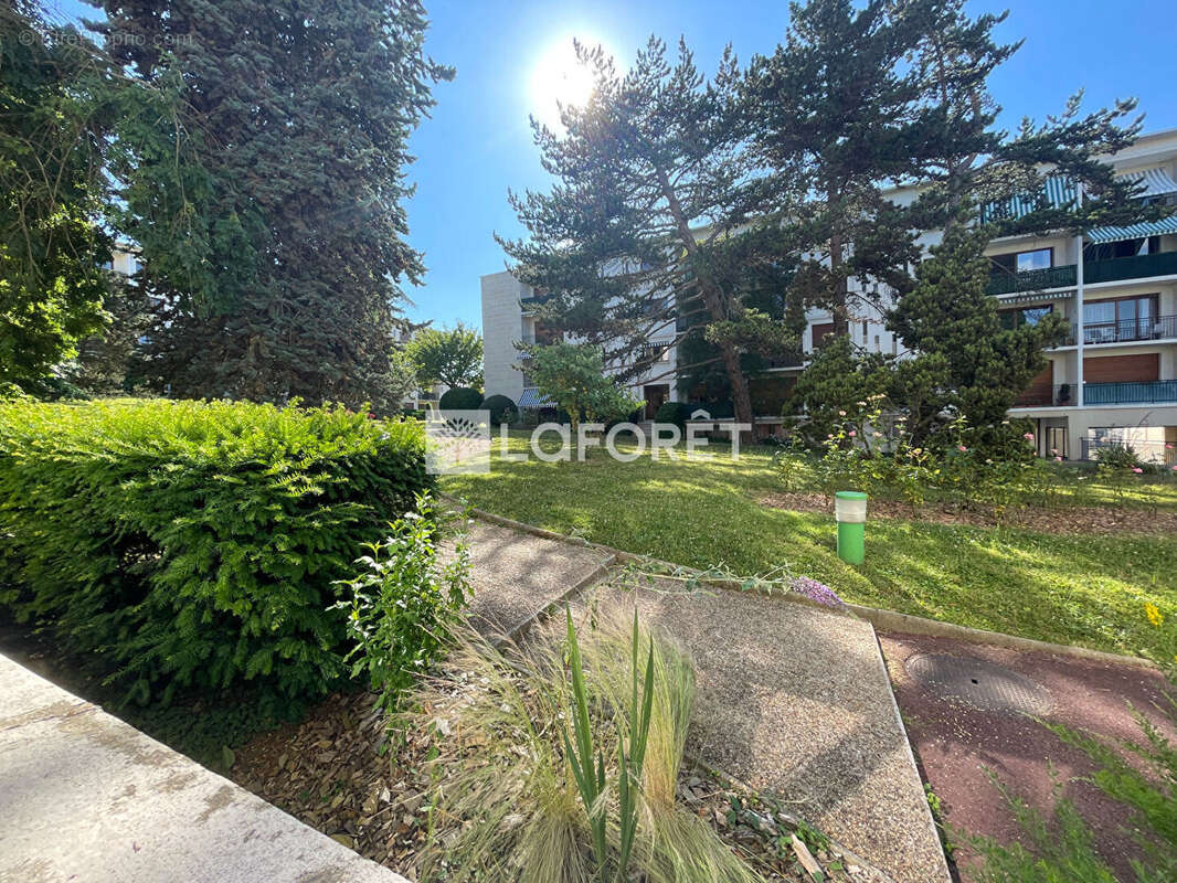 Appartement à LOUVECIENNES