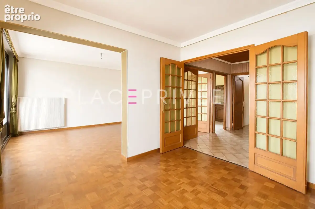 Maison avec garage et jardin - photo 5