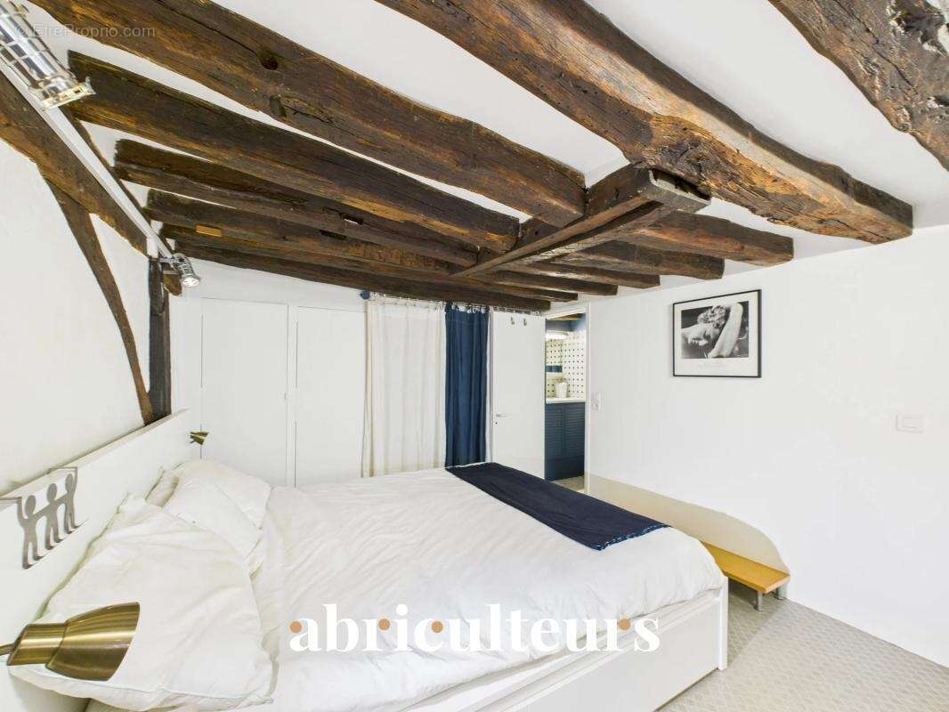 Appartement à PARIS-5E