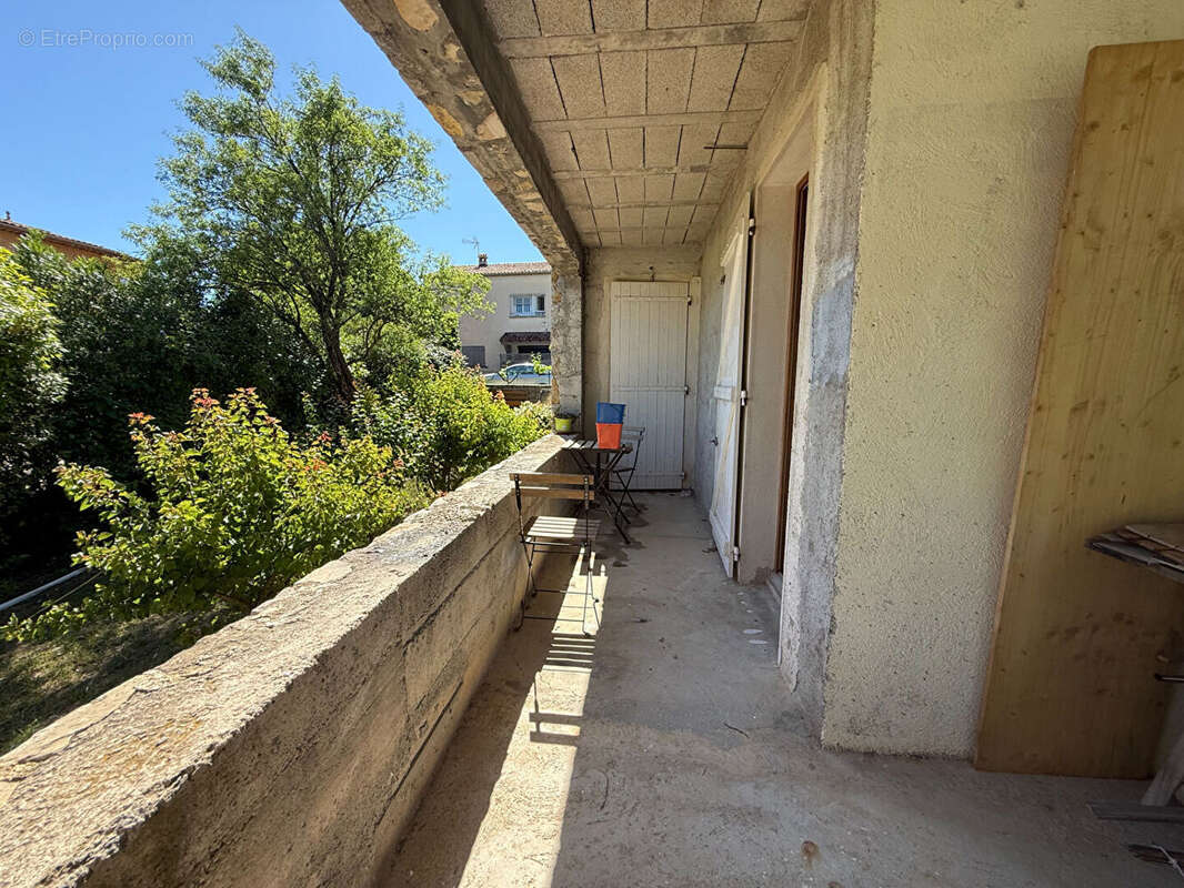 Maison à MONTAUROUX