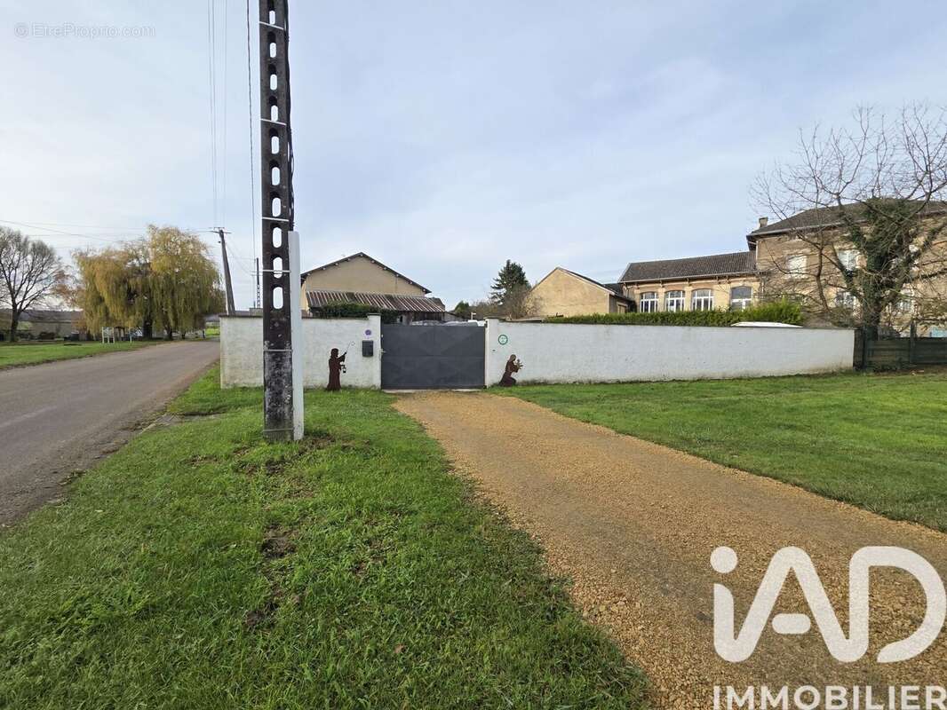 Photo 3 - Terrain à AZANNES-ET-SOUMAZANNES