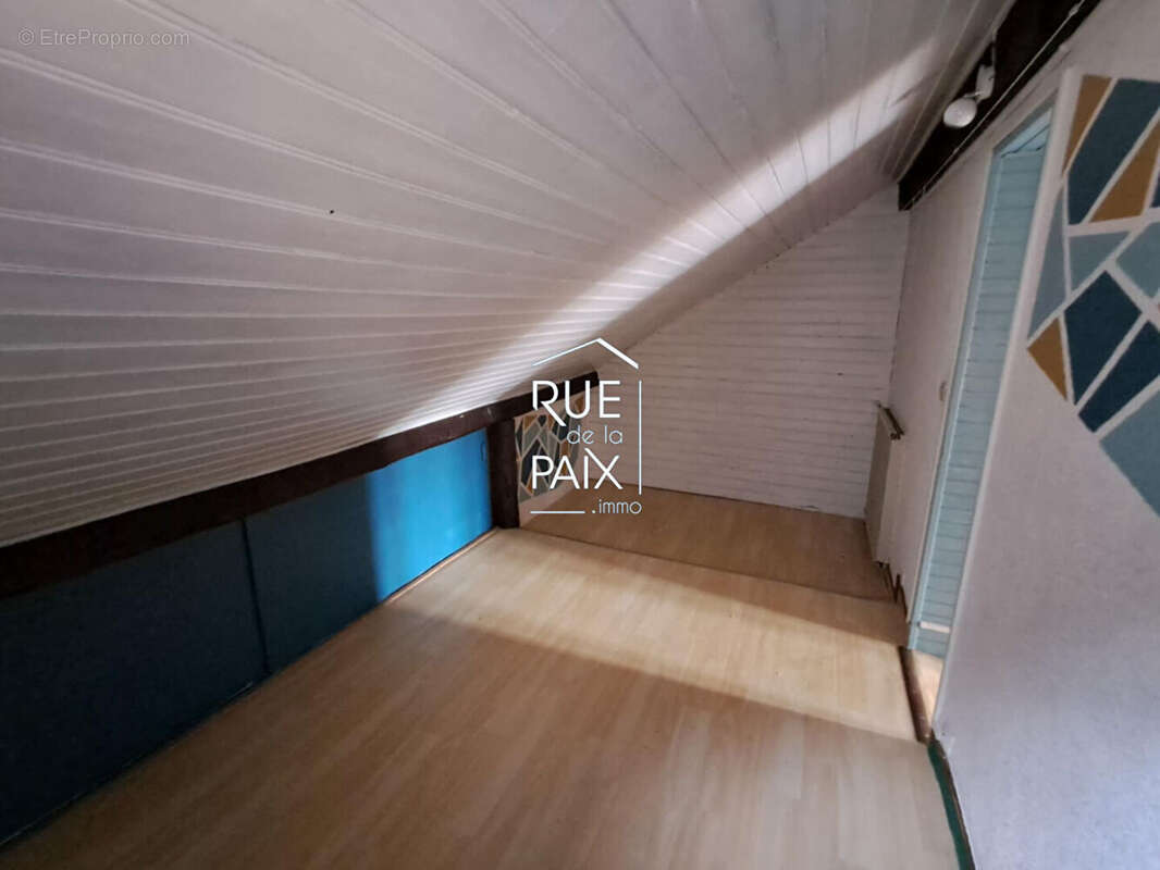 Maison à CHATELLERAULT