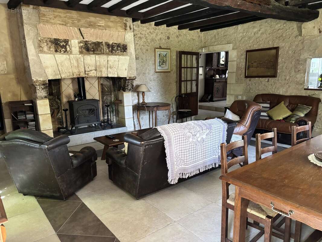 Maison à PETIT-BERSAC
