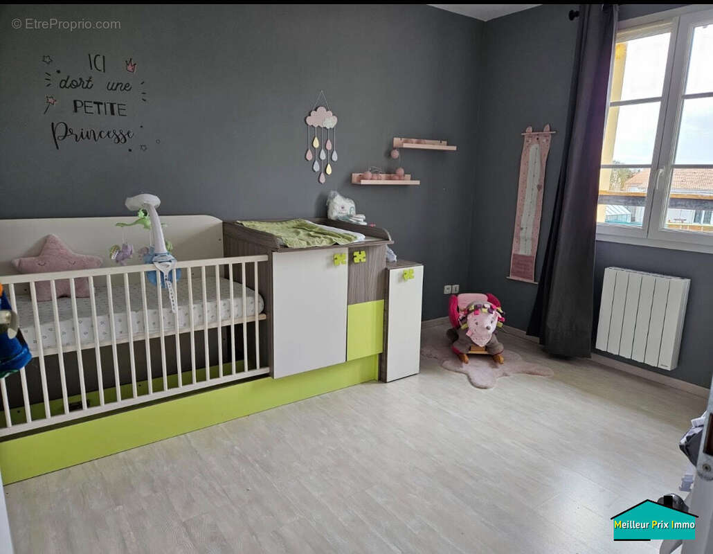 Maison à SAINT-ETIENNE-DE-MER-MORTE