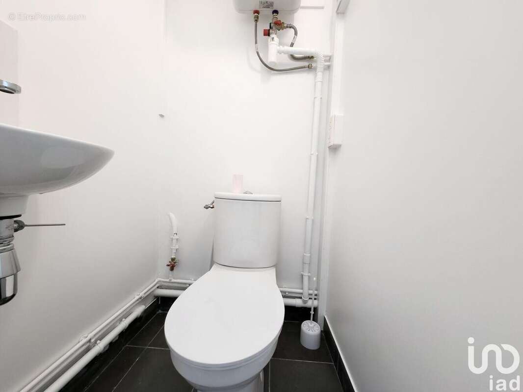 Photo 4 - Commerce à CONFLANS-SAINTE-HONORINE