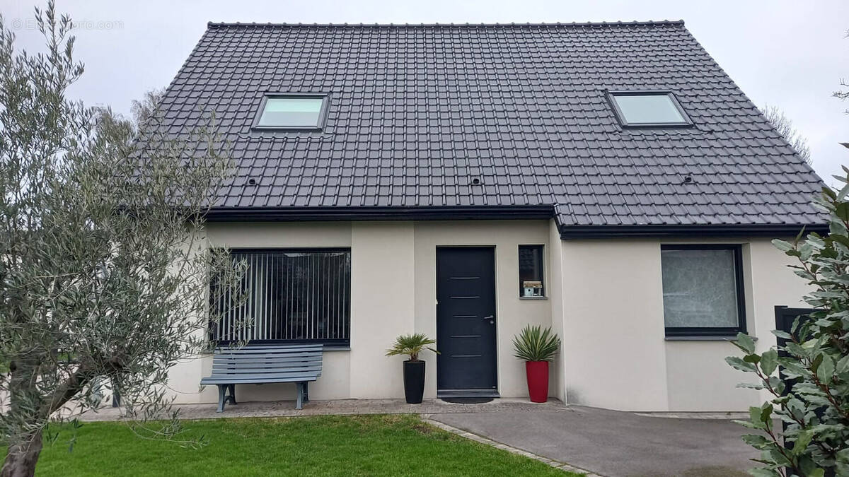 Maison à PECQUENCOURT