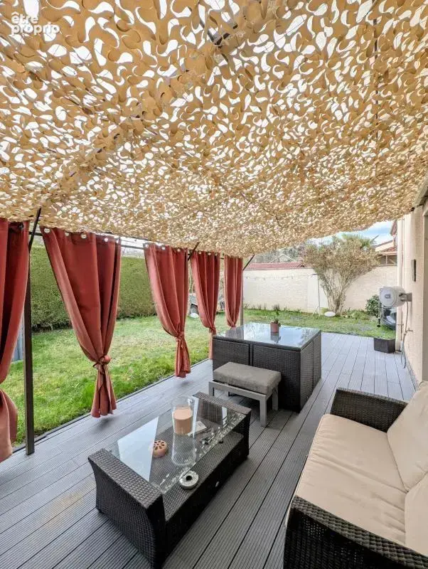 Maison 4 pièces 82 m² à vendre à Grigny (69520) - photo 7