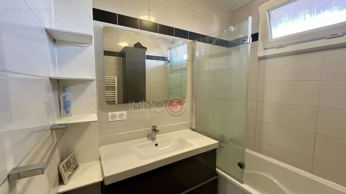 Appartement 60 m² à Bondy  - photo 8