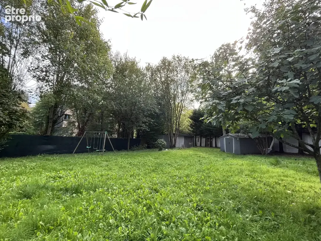 Honfleur   terrain à bâtir de 702 m2 viabilisé, clos de murs, libre de constructeur, à proximité du centre-vil - photo 6