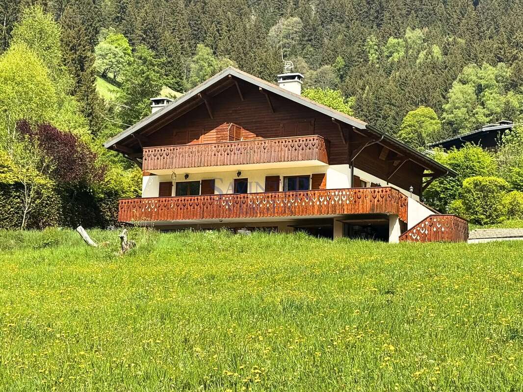 Appartement à LES CONTAMINES-MONTJOIE