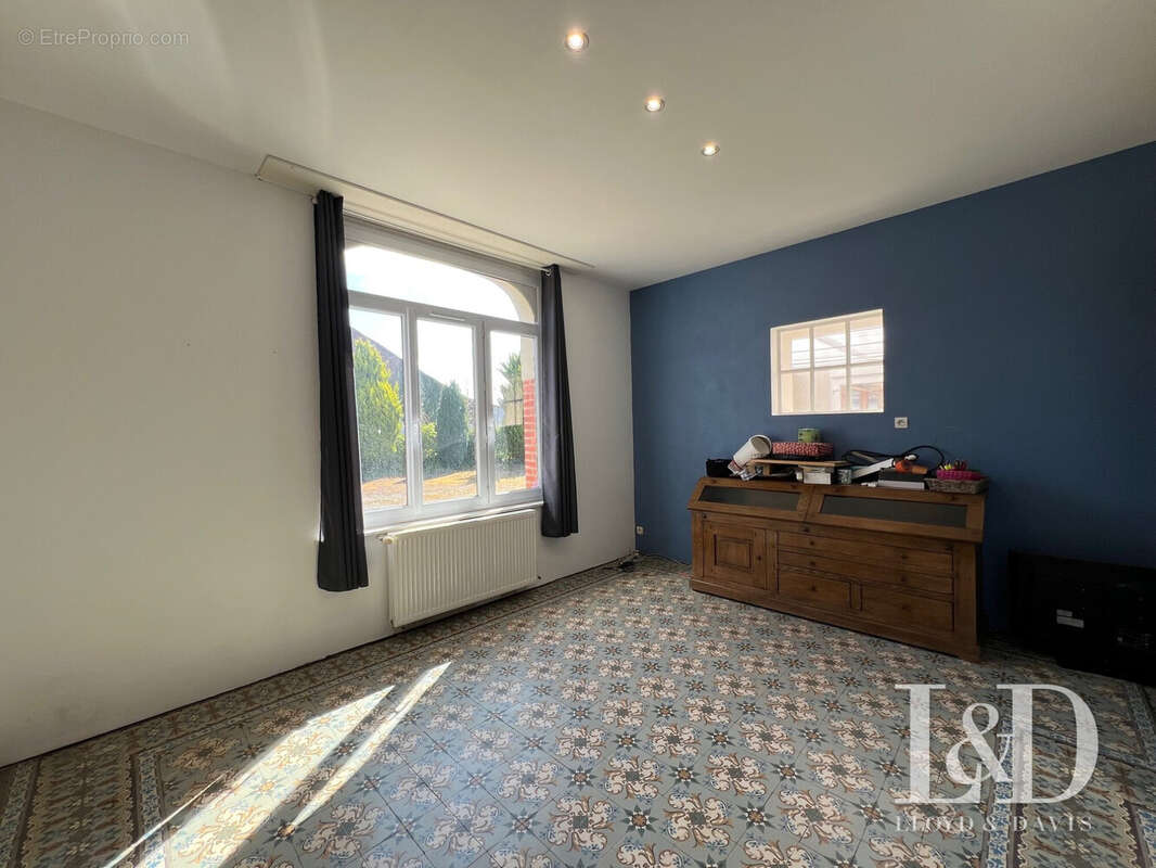 Maison à SAINT-QUENTIN