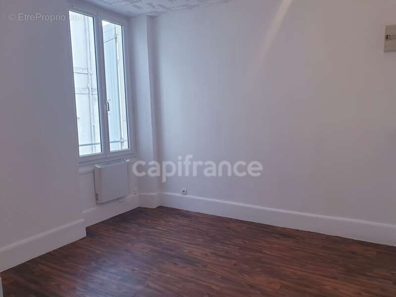 Un lot de 4 appartements à vendre sur SAUJON (17) - Centre ville - photo 13