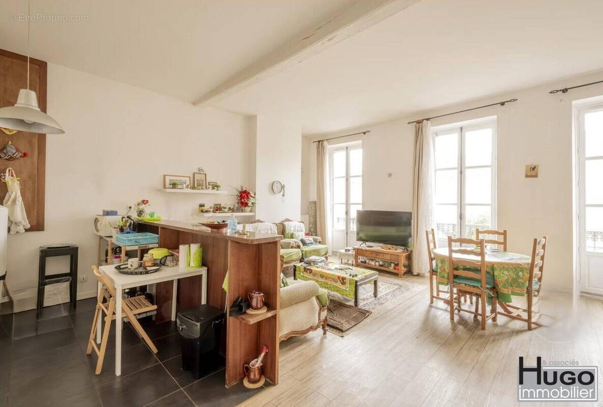Appartement à BORDEAUX