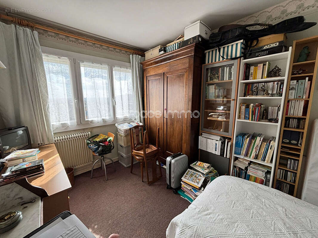 Appartement à DEVILLE-LES-ROUEN
