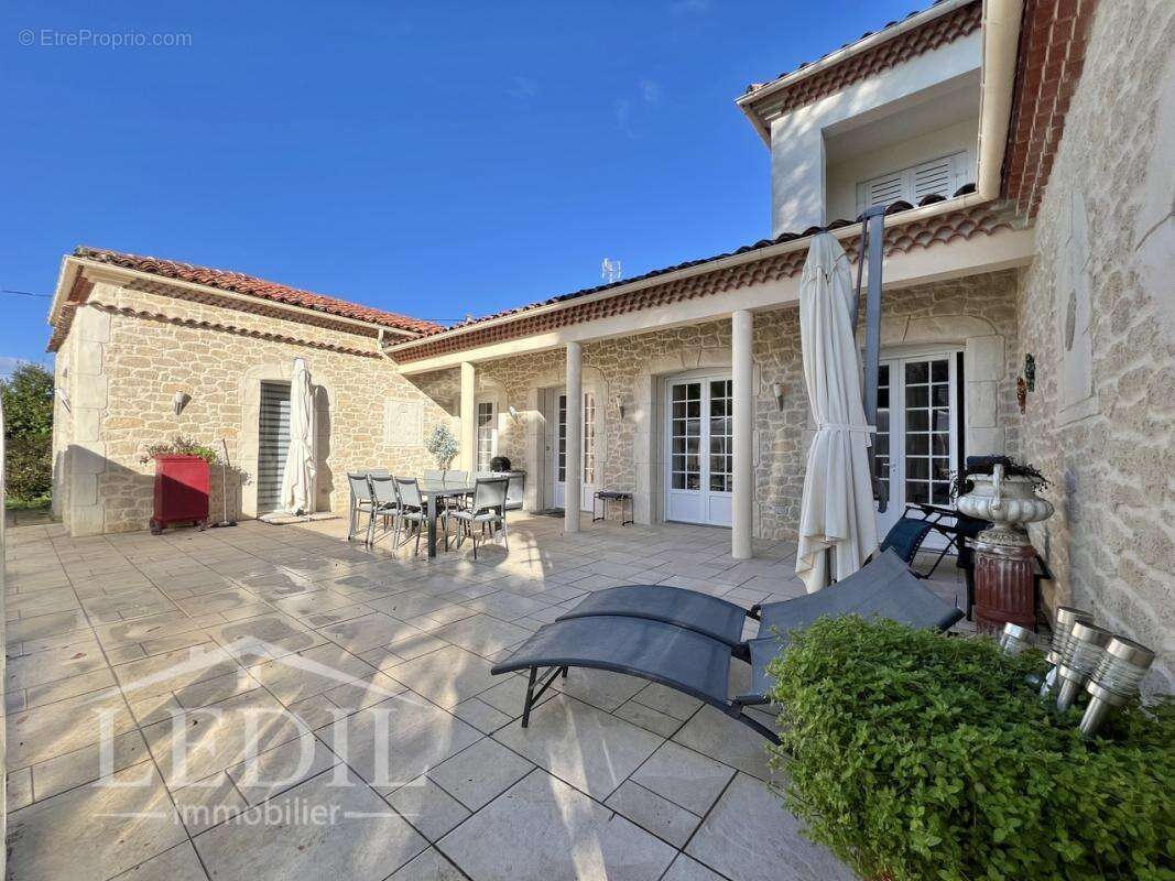 Maison à CAZAUBON