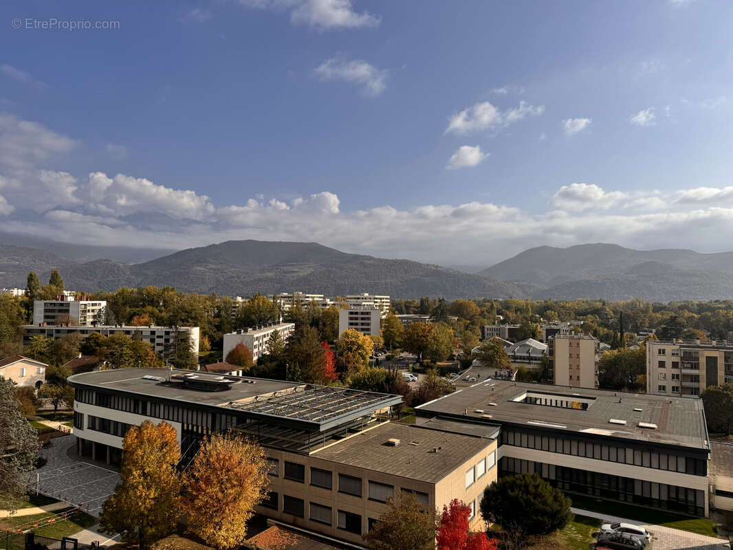 Appartement à MEYLAN