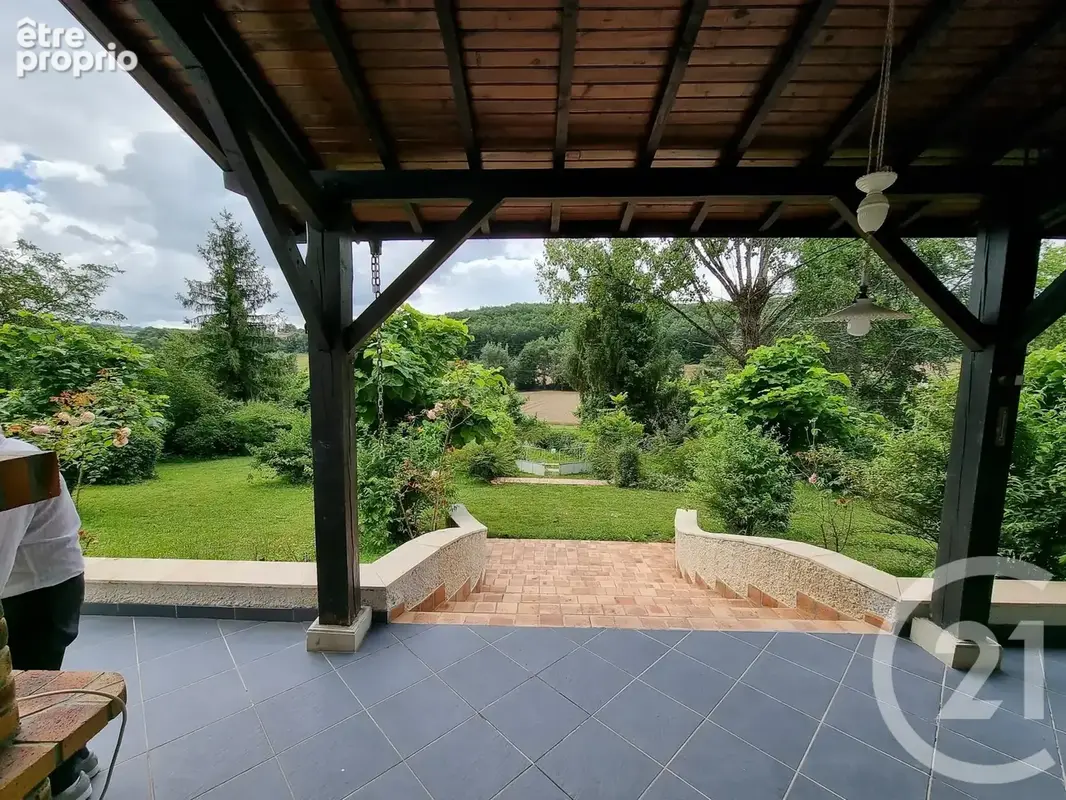 Maison 7 pièces 203 m² à vendre à Laplume (47310) - photo 2