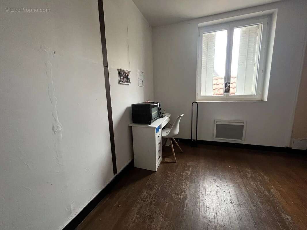 Maison à JOUET-SUR-L&#039;AUBOIS