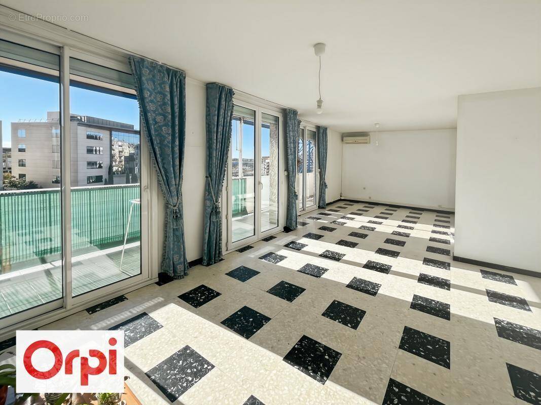 Appartement à BEZIERS