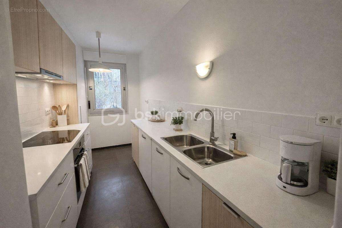 Appartement à CLICHY