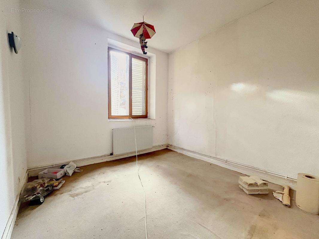 Appartement à AUXONNE