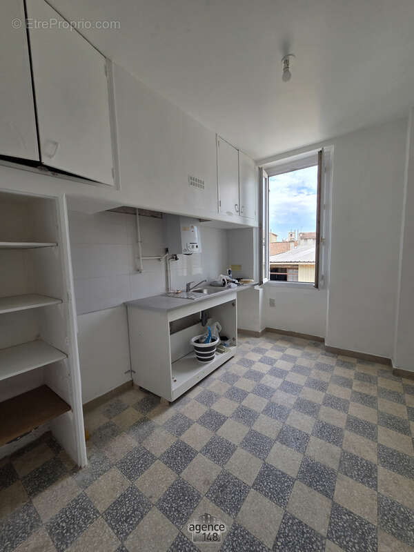 T2 vacant rénové Euromed 2 - photo 2