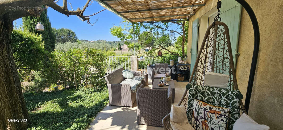 Maison à PONTEVES
