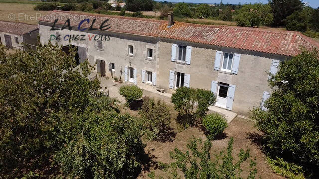 Maison à SAINT-PIERRE-LE-VIEUX
