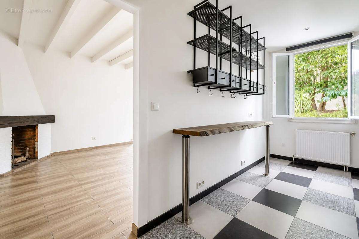 Charmante maison de ville à Saint-Denis - photo 14