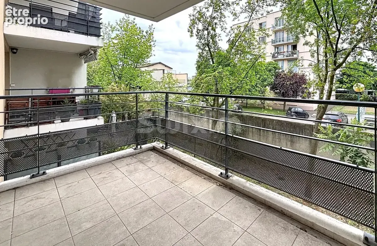 Venissieux - appartement t2 avec balcon - photo 5