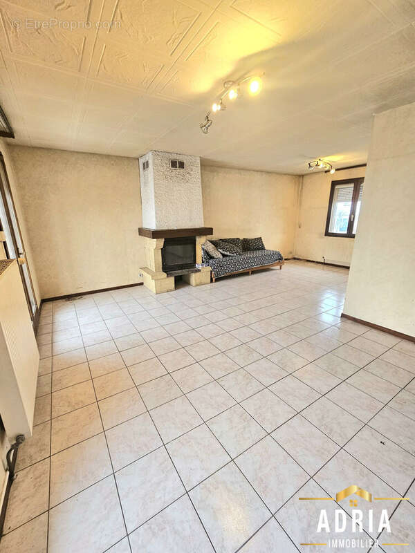 Maison 140 m² à Mexy  - photo 4