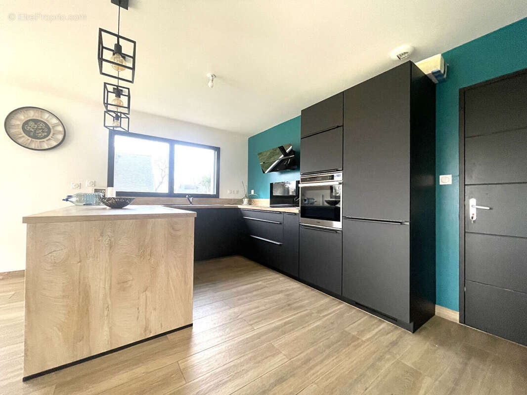 Maison contemporaine à Gourlizon - photo 4