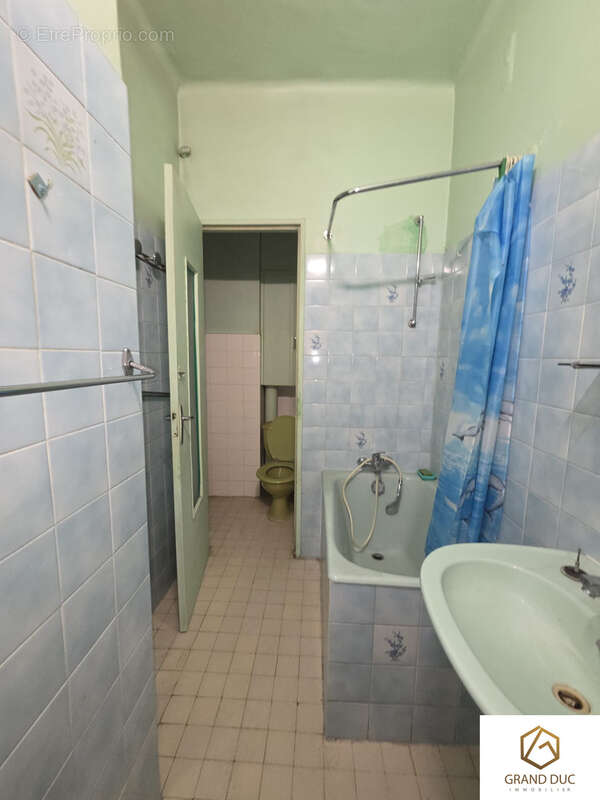 Appartement à MARSEILLE-2E