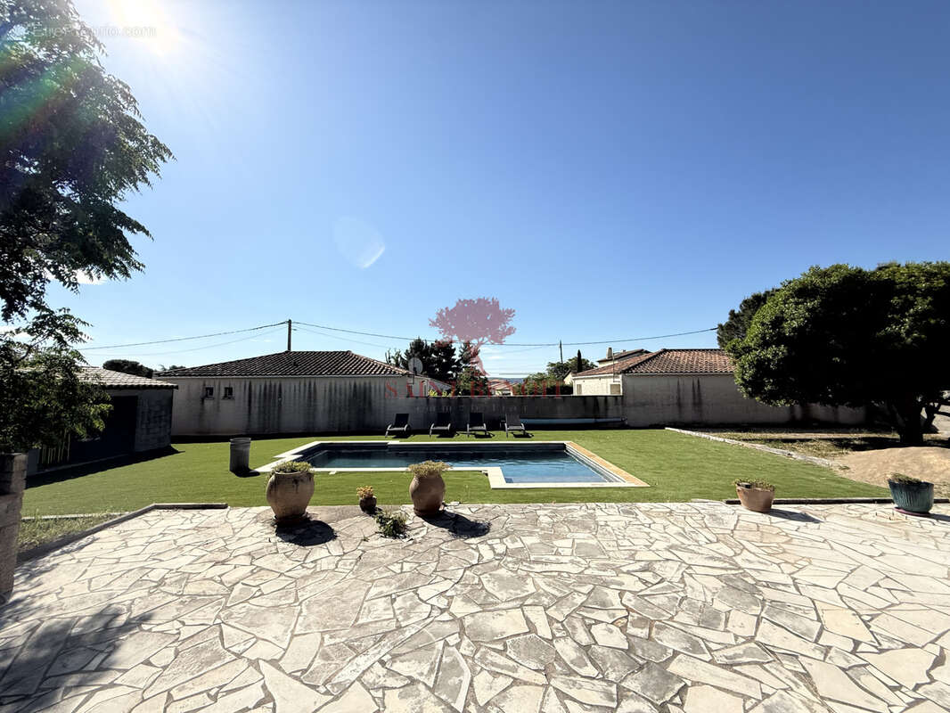 En exclusivite a vendre villa de type 8 pieces avec piscine double garage et jardin 1523 m2 - photo 25