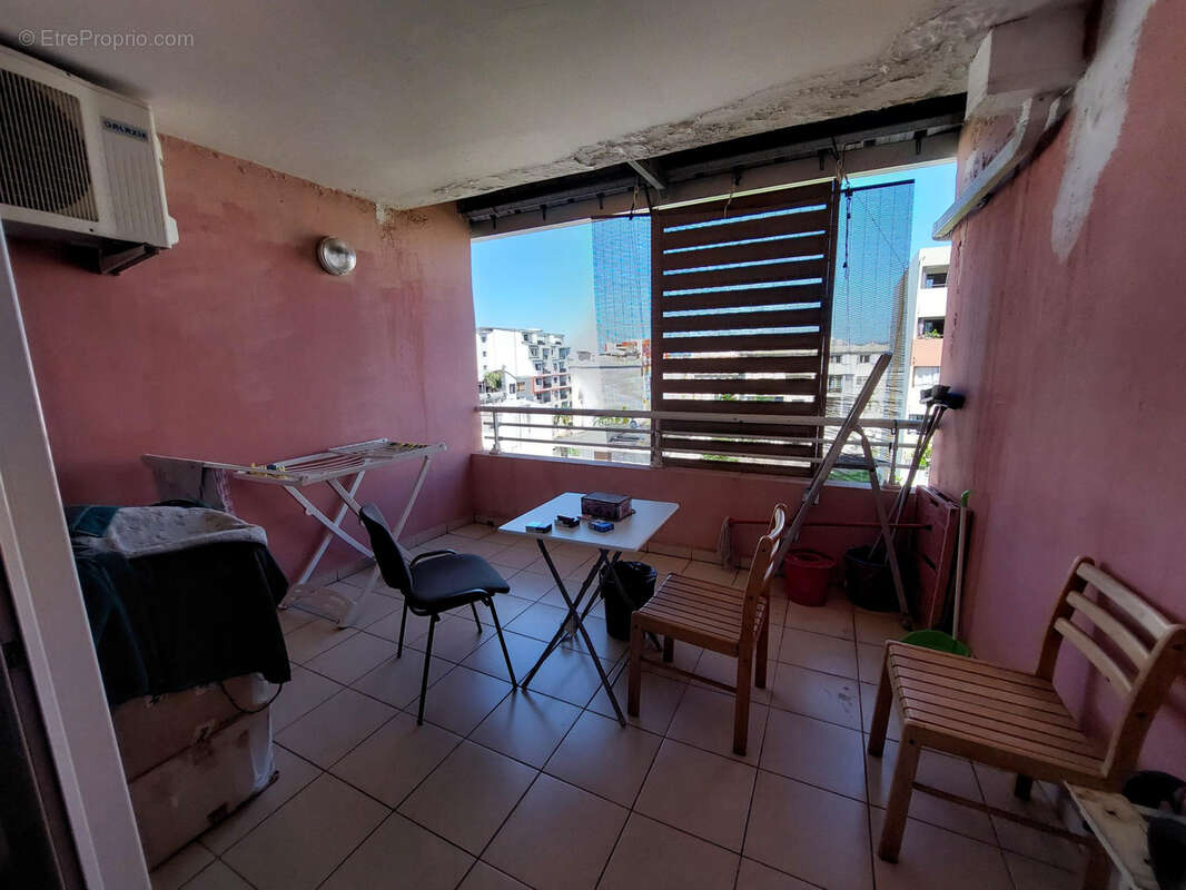 Appartement à SAINT-DENIS